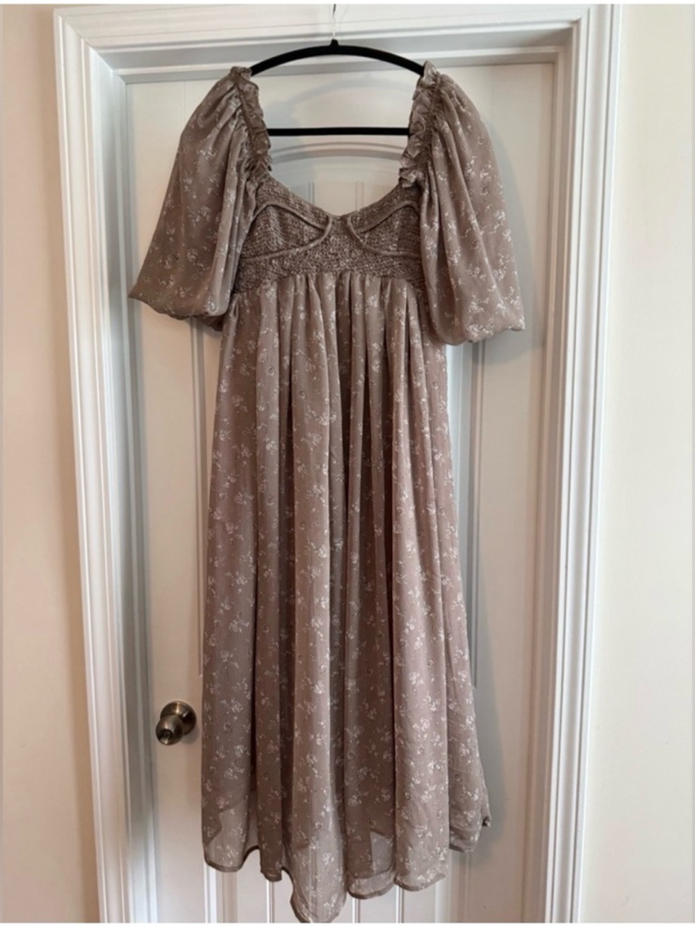 Worth Collective Harlow taupe floral maxi dress, size S - Picture 5 of 5